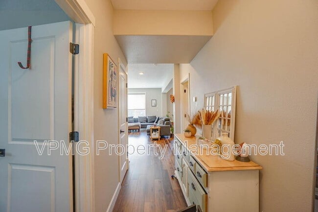 Photo - 16709 NE 95th St
