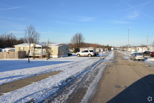 Photo - Deer Trace Pointe