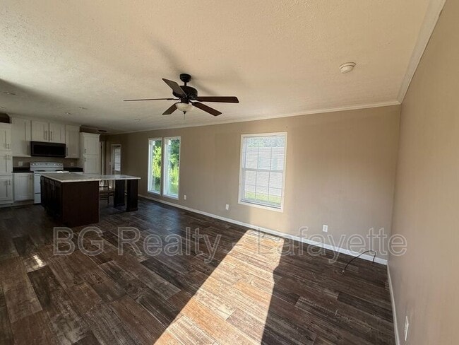 Photo - 290 Par Rd 1-393