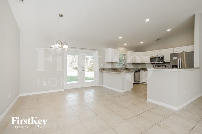 Photo - 3595 Gillot Blvd