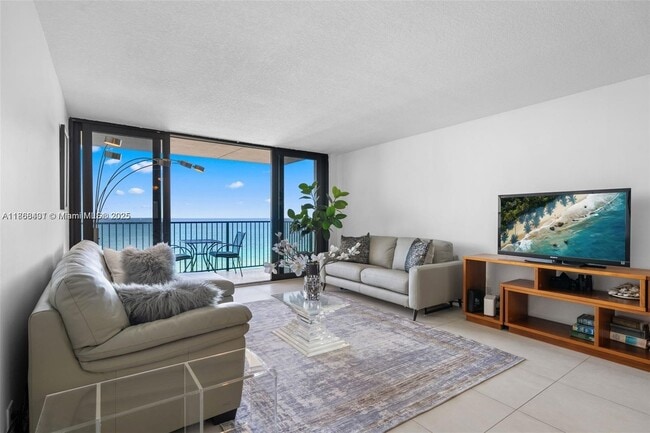 Photo - 2201 S Ocean Dr Unidad 1102