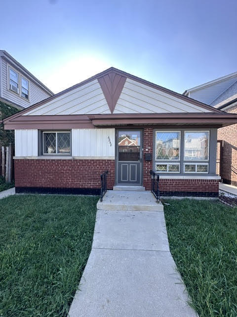 Building Photo - 6848 S Keeler Ave