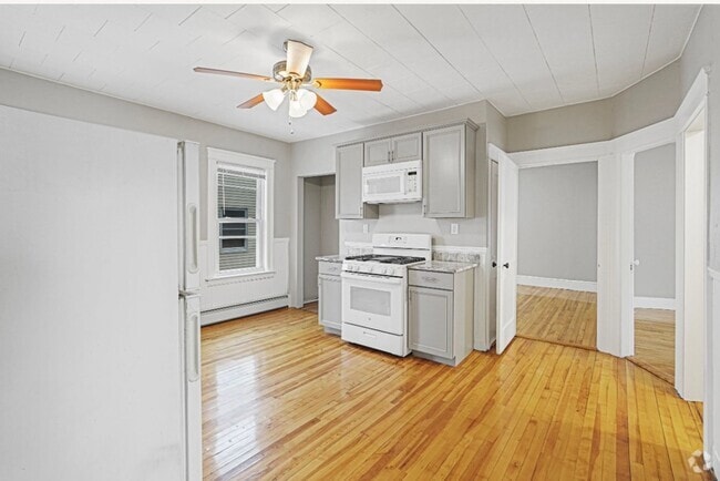 Building Photo - 10 Ellsworth St Unit 3 Rental