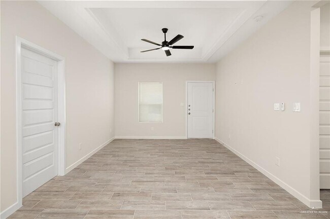 Photo - 15 Selena St Unidad 4