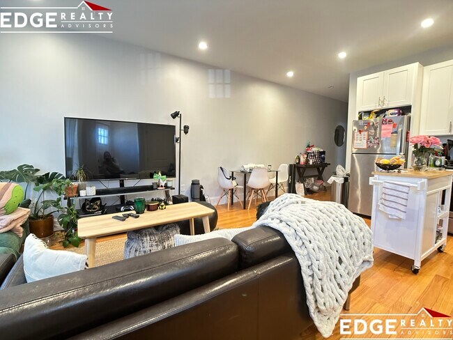 Photo - 12 Islington St Unit 1