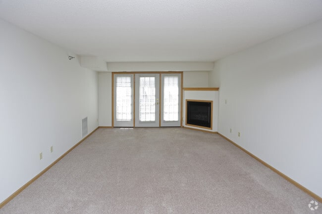 Photo - The Oaks on Pleasant