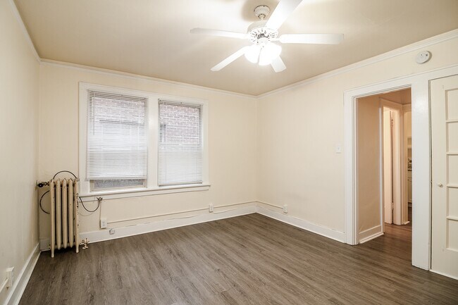 Terrace Court Apartments - Portland Oregon - Studio