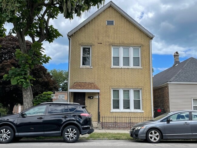 Building Photo - 2877 S Throop St Unit 2F Rental