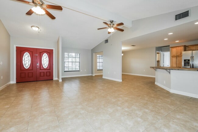 5432 Houston Dr