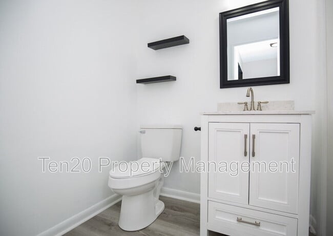 Photo - 2525 Norris Rd Unit #37