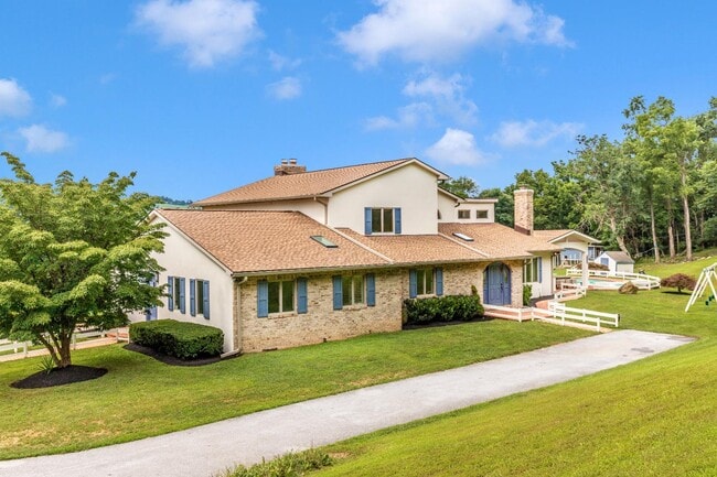 Photo - 10011 Baltimore National Pike