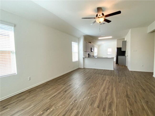 Photo - 301 Greatest Gift Wy