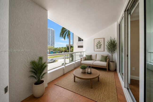 Photo - 401 SW 4th Ave Unidad 203