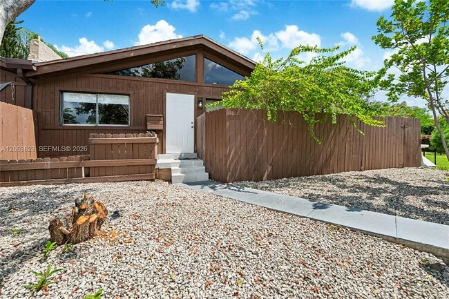 Photo - 11333 SW 112th Cir Ln N