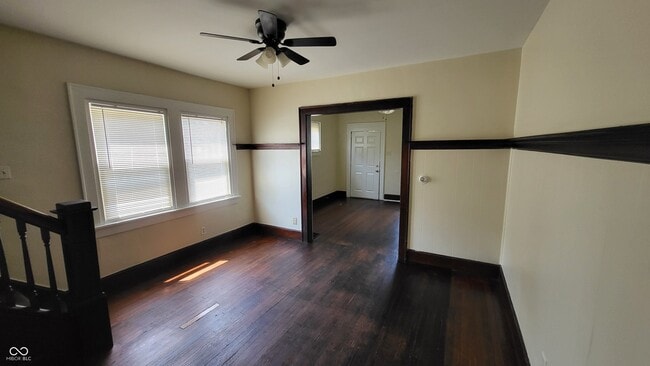 Photo - 323 N Rural St