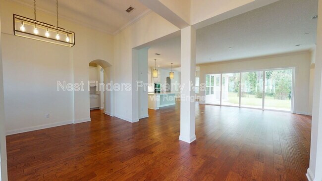 Photo - 197 Cross Branch Dr