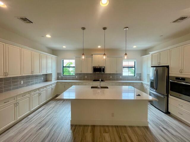 Photo - 8074 Hobbes Wy