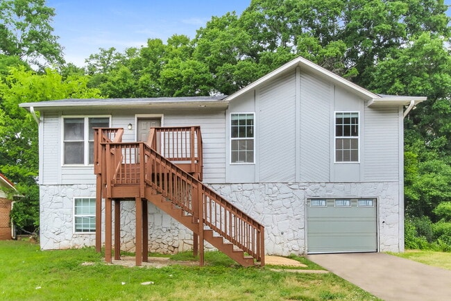 Building Photo - 428 Willow Ln