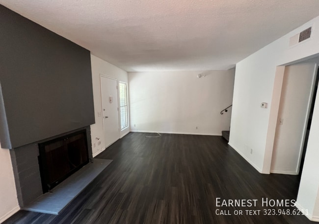 Photo - 5236 Kester Ave Unit 1