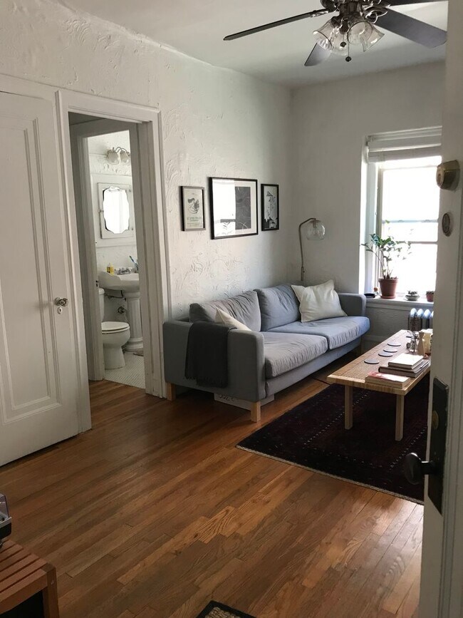 Photo - Harriet Apartments