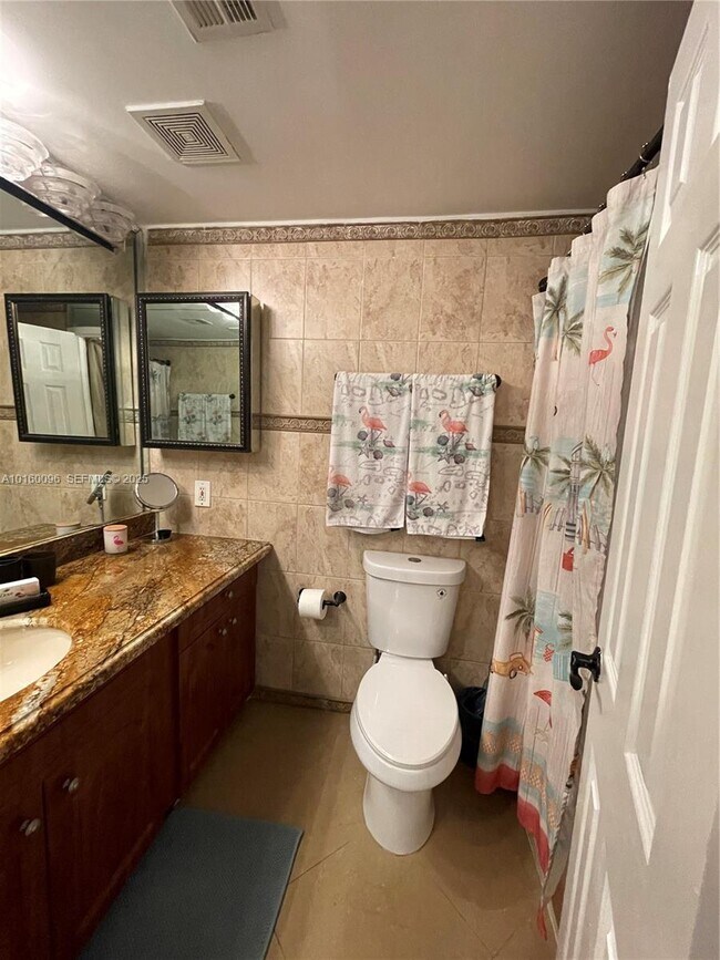 Photo - 3505 S Ocean Dr Unit 105