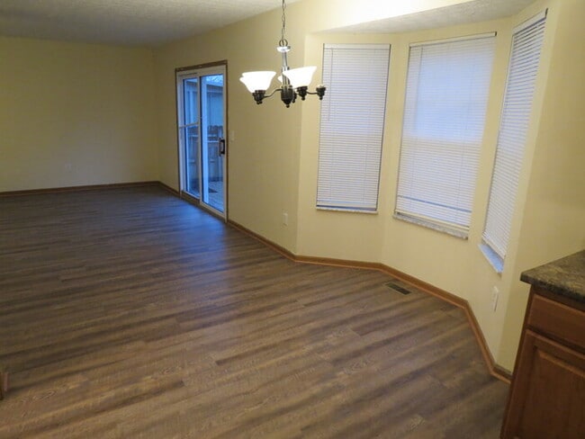 Photo - 4012 Cailin Dr