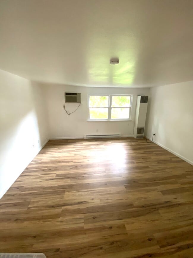 Arbor Heights Apartments