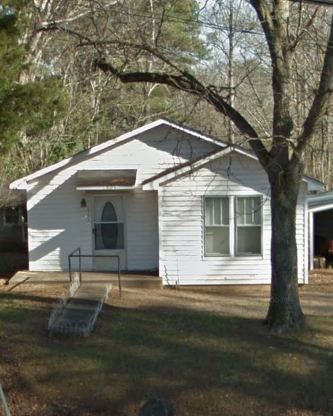 Building Photo - 901 S Clifton St Rental