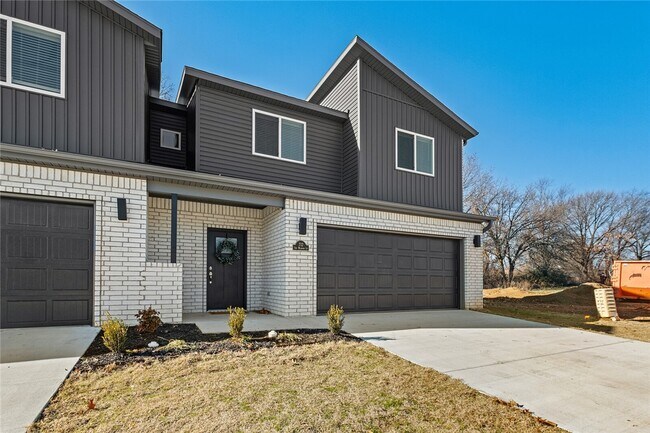 Photo - 712 Sun Meadows Loop