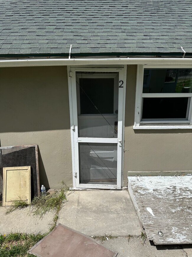 University Housing SLC LLC - 327 - University Housing SLC LLC - 327 Apartment Unit 327- 2