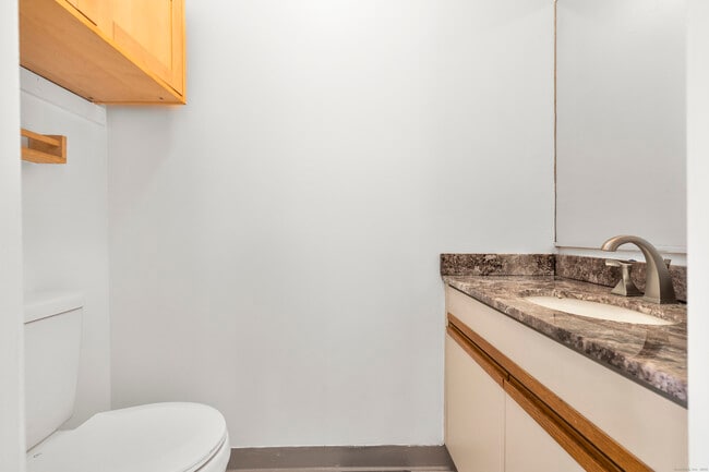 Photo - 233 Derby Ave Unit 611