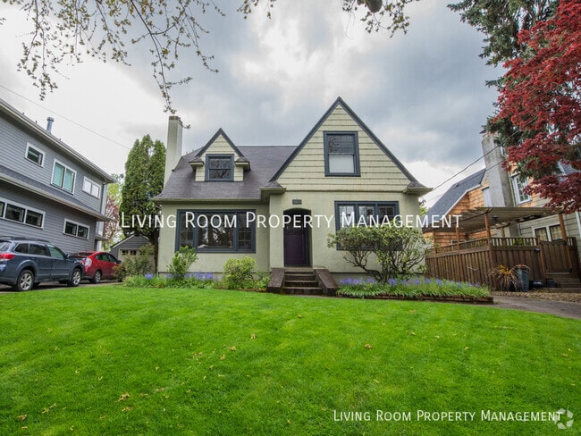 Building Photo - 3023 NE 44th Ave Rental
