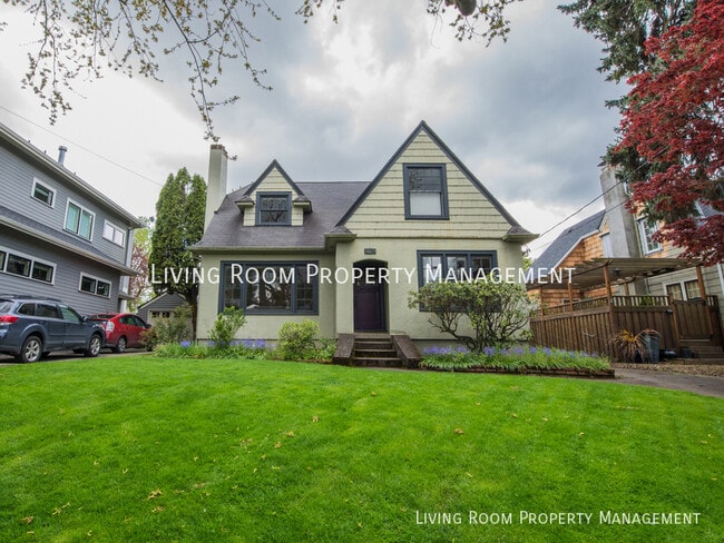 Photo - 3023 NE 44th Ave Casa