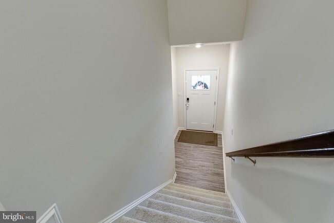 Photo - 7928 Patterson Wy