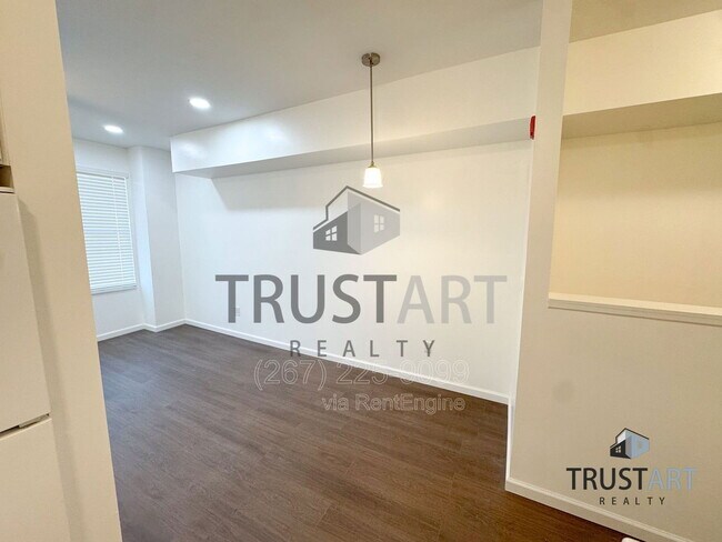 Photo - 910 N 41st St Unidad 3