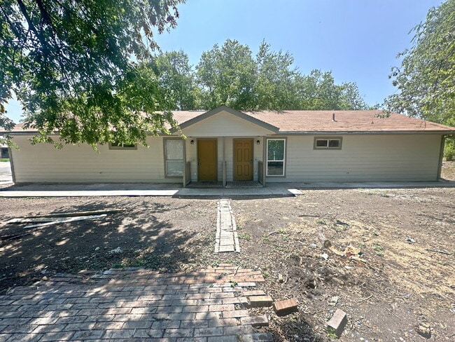 Building Photo - 1311 Hortencia Ave Unit 1 Rental