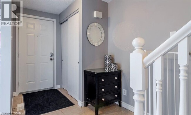 Photo - 209 Auburn Dr