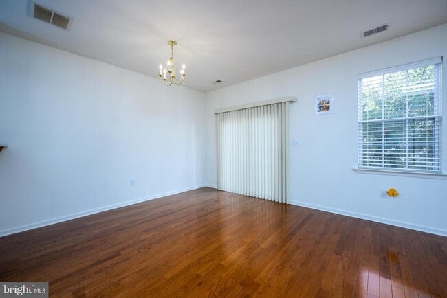 Photo - 249 Concord Pl