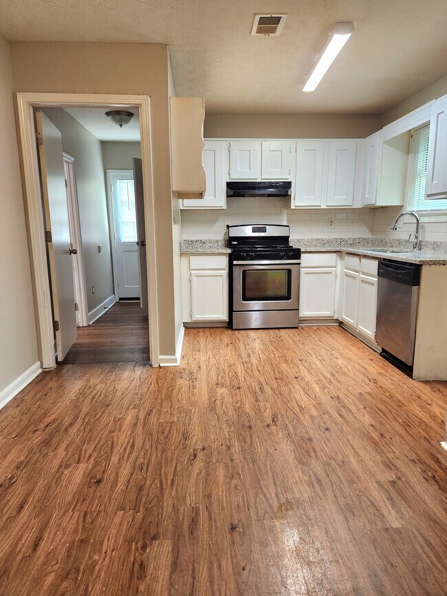 Photo - 2967 Valley View Cir