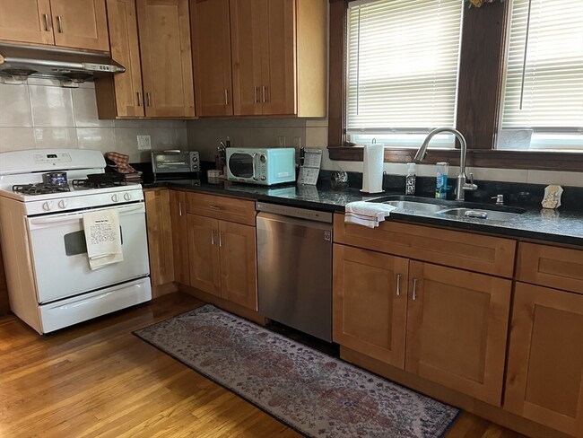 Photo - 277 Lexington St Unit 1/F