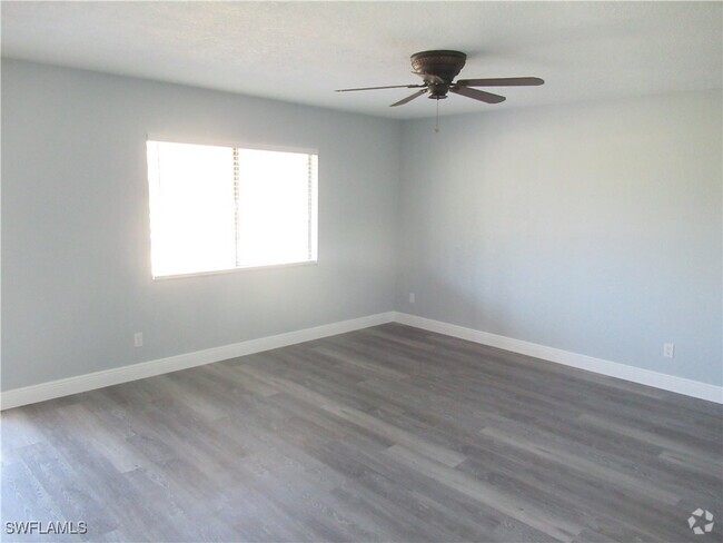 Building Photo - 4601 Bayshore Dr Unit A3 Rental