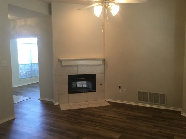 Photo - 901 Worden Dr