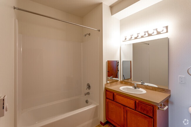Birch - 1BR, 1BA - 720 SF