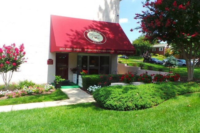 Photo - Round Hill Apartments of Chevy Chase