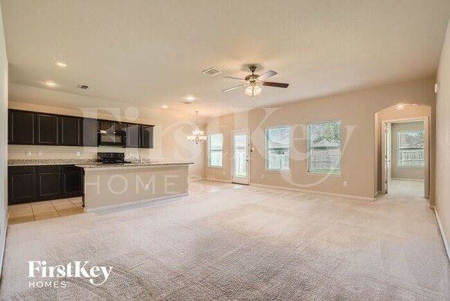 Photo - 2704 Park St