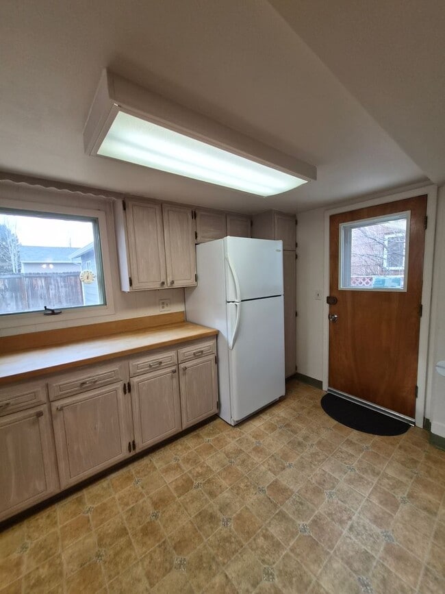 Photo - Bright & Charming 3-Bedroom Home in a Great Neighborhood