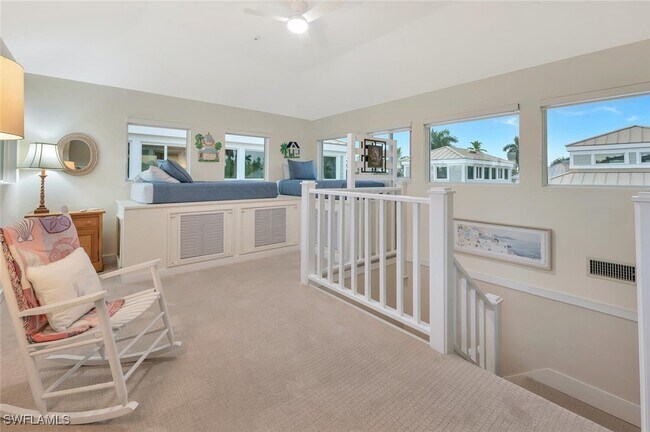 Photo - 180 6th Ave S Unit 3