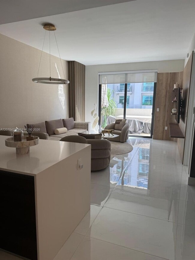 301 Altara Ave Unit 403