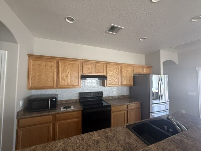 Photo - 2 bedroom 2 bath home in Amante at Verde Santa Fe - contact Property Pros