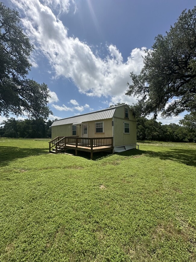 Photo - 9309 Hwy 290 W House